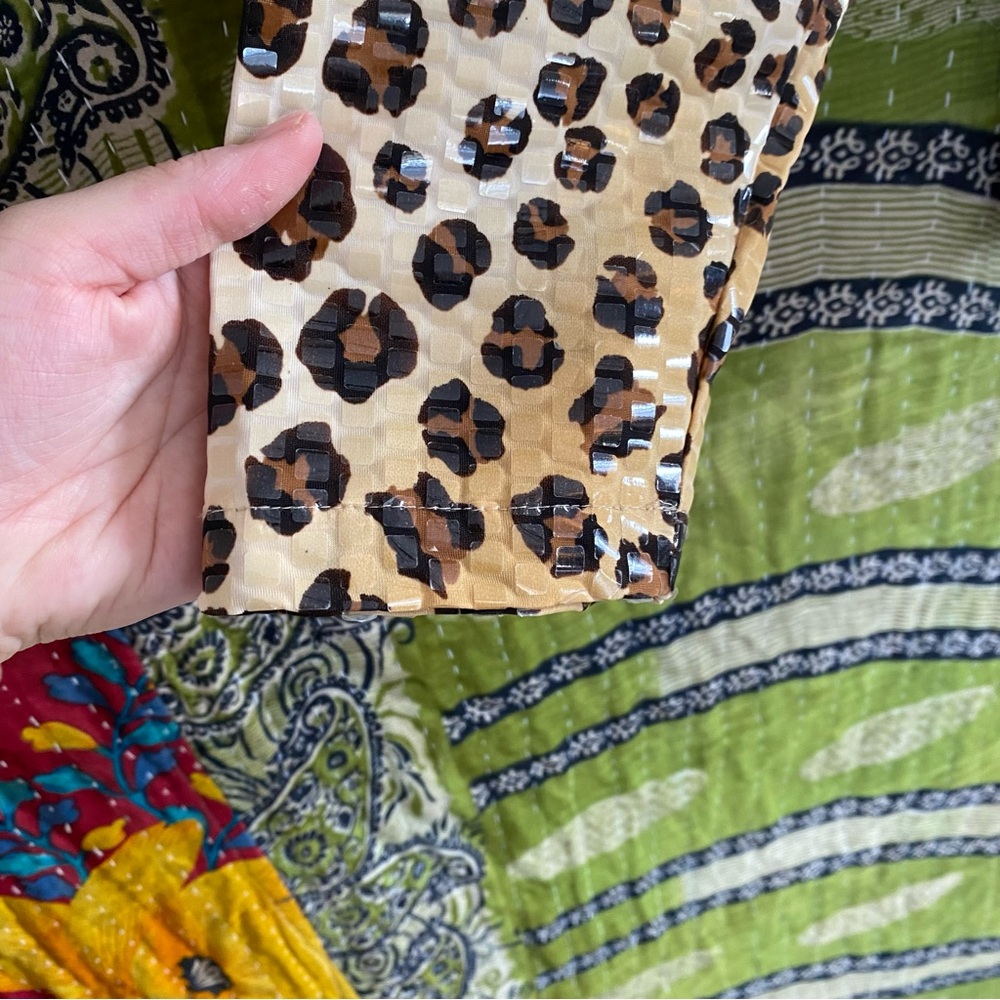 Exclusively Misook Brown/ Black Leopard Print Pai… - image 8